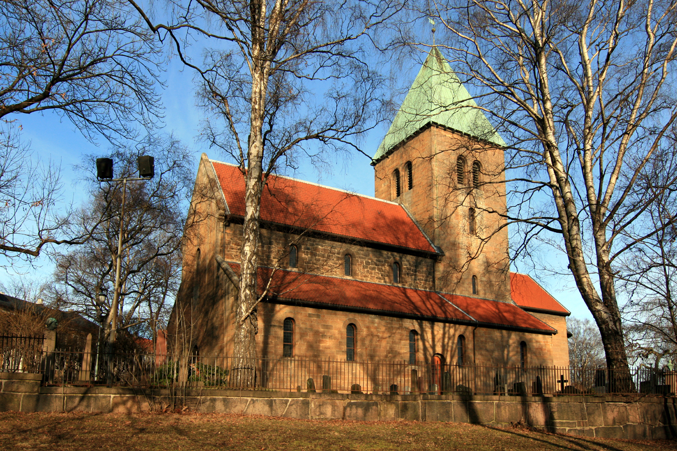 Gamle_Aker_kirke_S